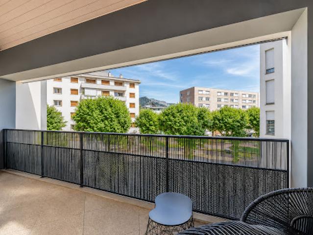 Chalet avec terrasse