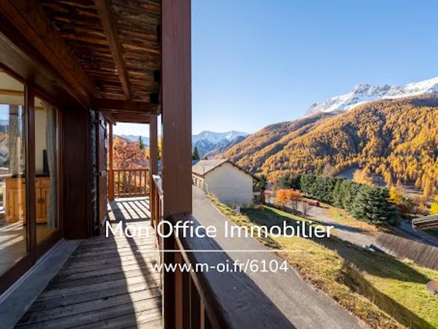 Chalet avec terrasse