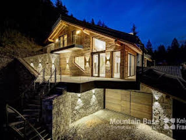 Chalet avec terrasse