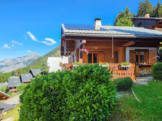 Chalet avec terrasse