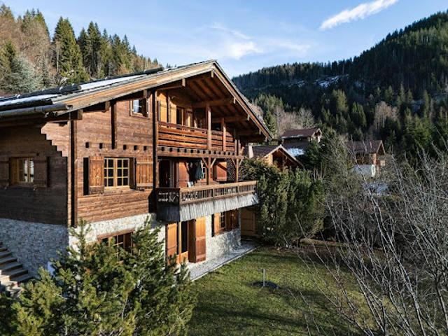 Chalet avec terrasse
