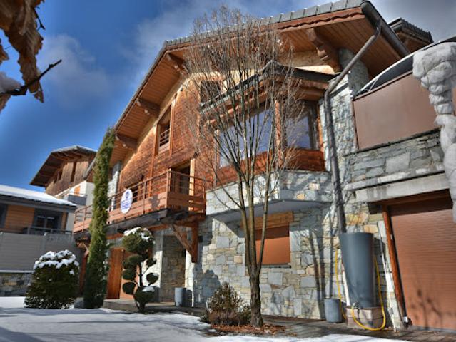 Chalet avec terrasse