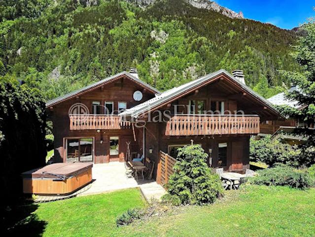 Chalet avec terrasse
