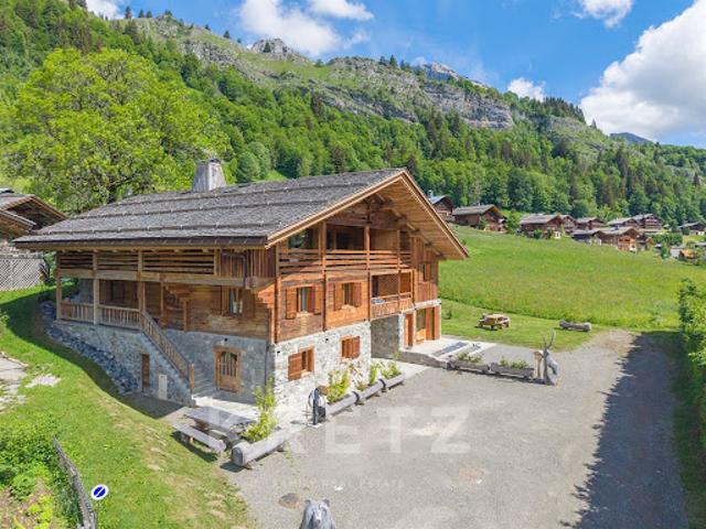 Chalet avec terrasse