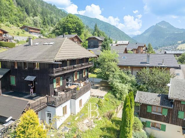Chalet avec terrasse