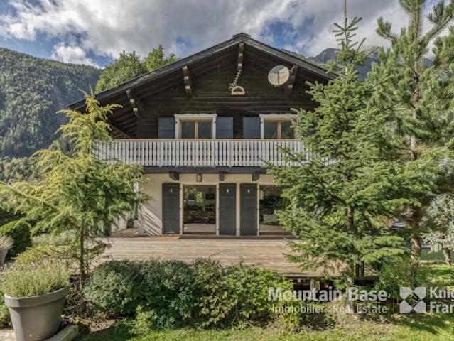 Chalet avec terrasse