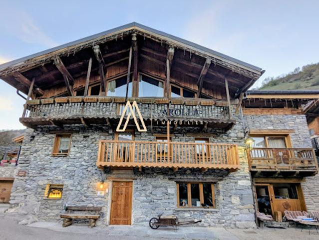 Chalet avec vue panoramique et terrasse