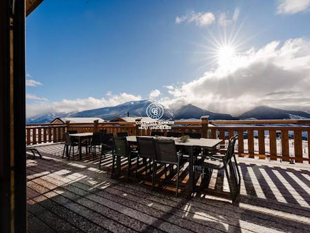 Chalet avec vue panoramique et terrasse