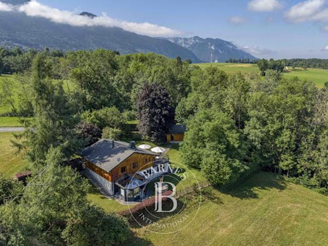 Chalet avec vue panoramique et terrasse