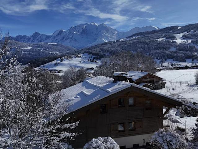 Chalet avec vue panoramique et terrasse