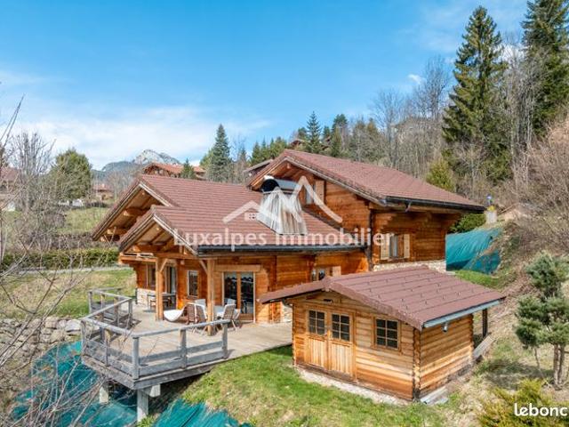 Chalet avec emplacement privilégié sur les hauteurs de Saint Jean De Sixt