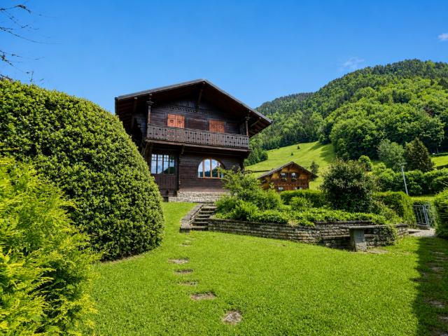 Chalet avec fort potentiel, Les Avants