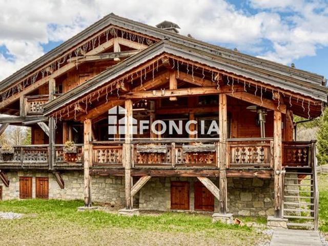 Chalet avec grand terrain constructible