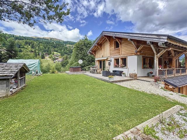 Chalet avec grand jardin 162m² Les Gets