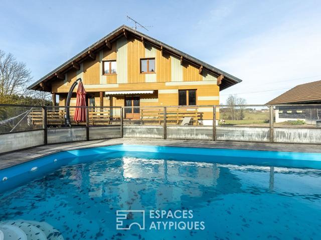 Chalet avec piscine dans petit hameau au calme 202m² Les ecorces