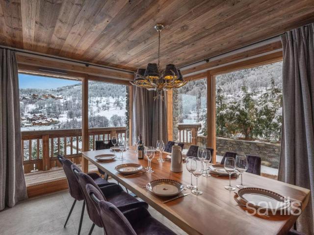 Chalet avec retour ski aux pieds à Méribel 250m² Méribel Les Allues