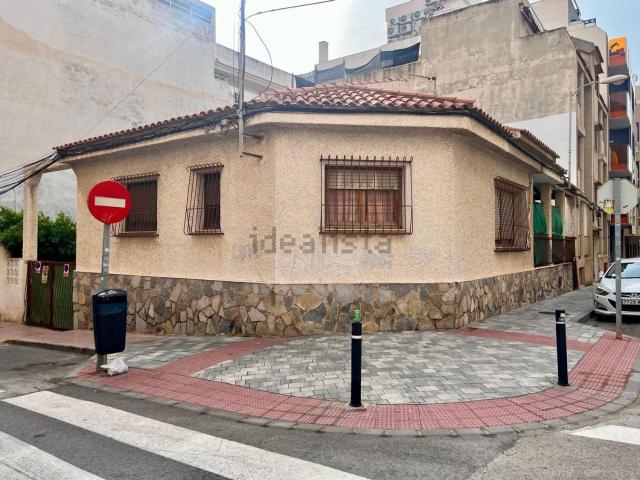 Chalet, Avenida Habaneras Curva de Palangre, Torrevieja