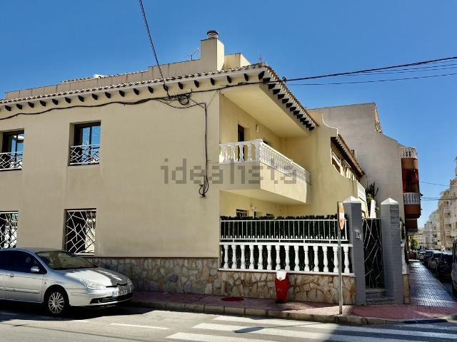 Chalet, Avenida Habaneras Curva de Palangre, Torrevieja