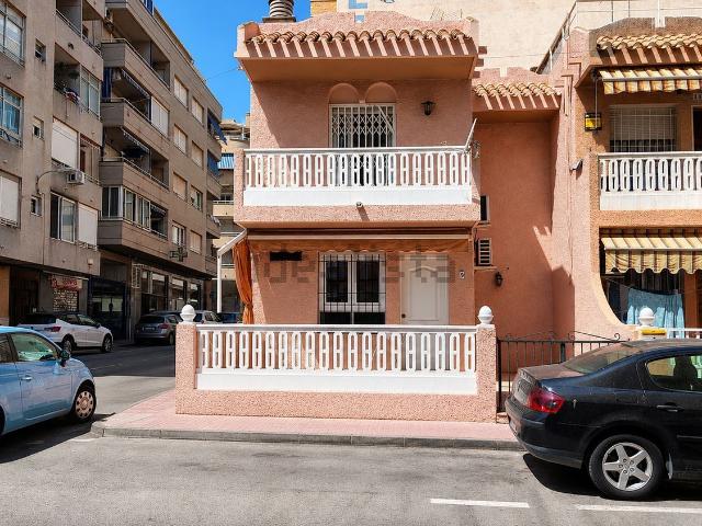 Chalet, Avenida Habaneras Curva de Palangre, Torrevieja