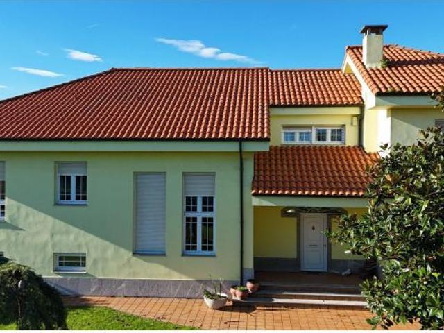 CHALET AVILES