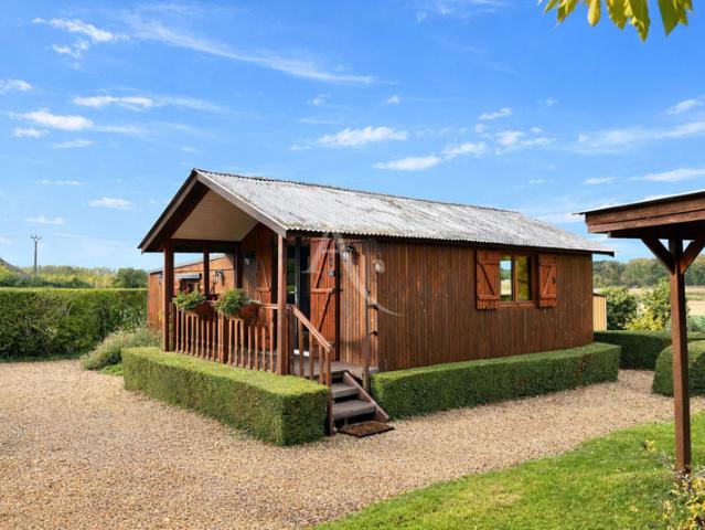 Chalet bois/maison sur terrain de loisirs idéal pour la location courte durée !