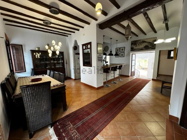 Chalet, Bolulla