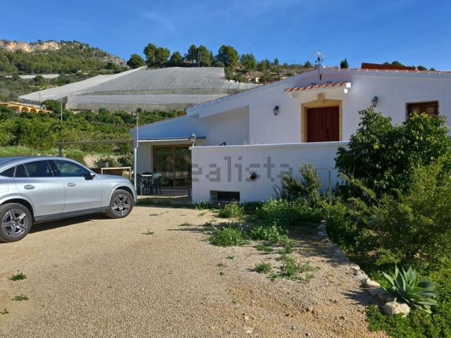 Chalet, Bolulla