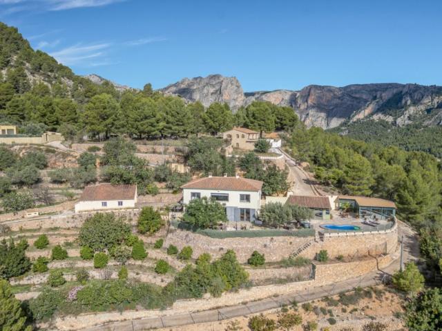 Chalet, Bolulla