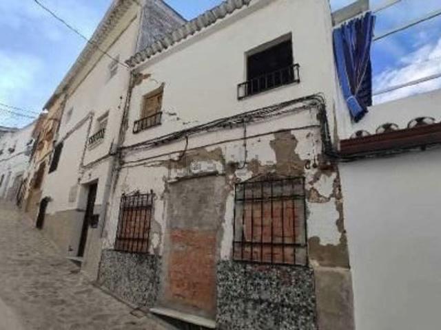 Chalet, Baena