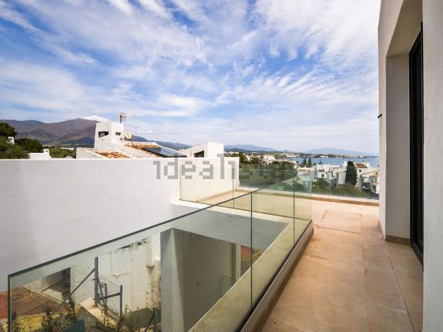 Chalet, Bahía Dorada, Estepona