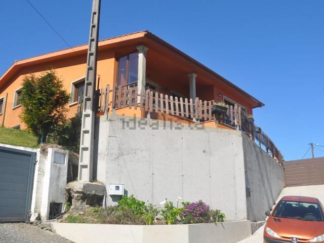 Chalet, Baiona