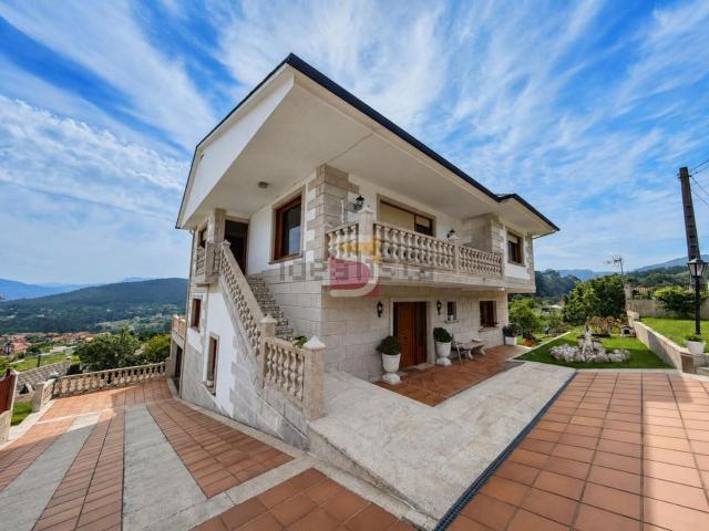Chalet, Baiona