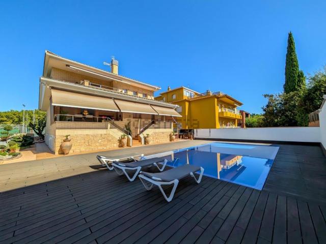 Chalet, Banyoles
