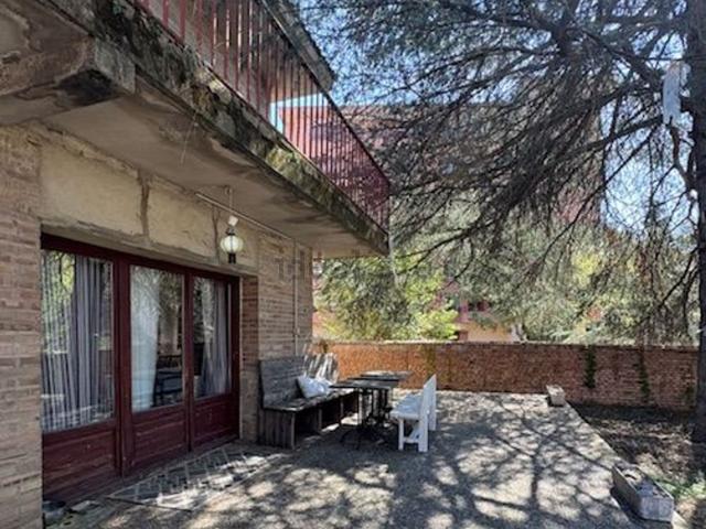 Chalet, Barbastro