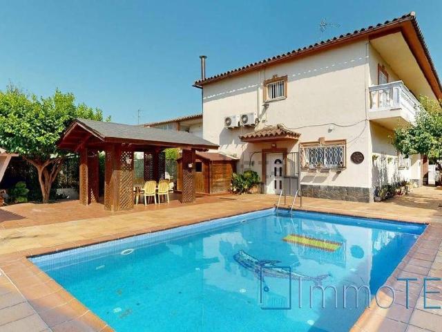 Chalet, Barberà del Vallès
