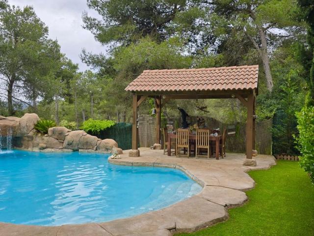 Chalet, Begues