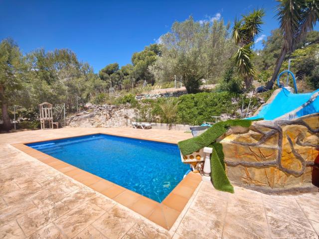 Chalet, Begues