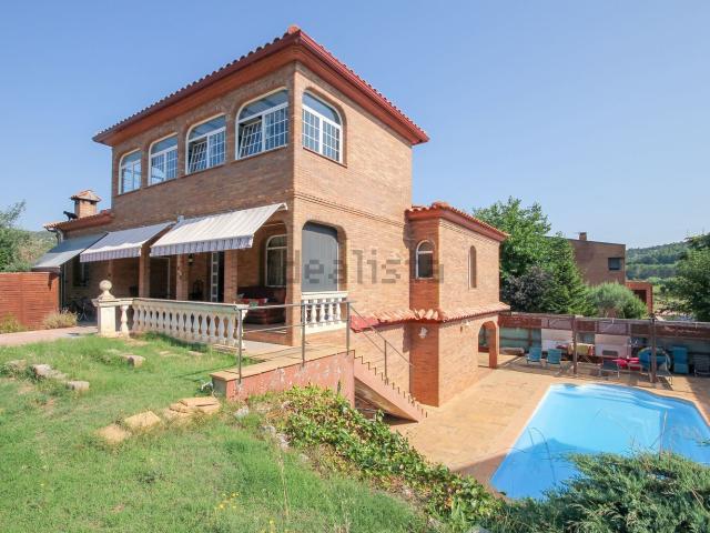 Chalet, Begues