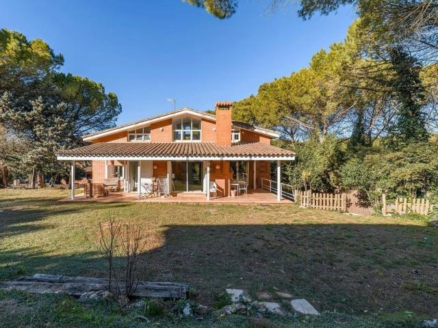 Chalet, Begues