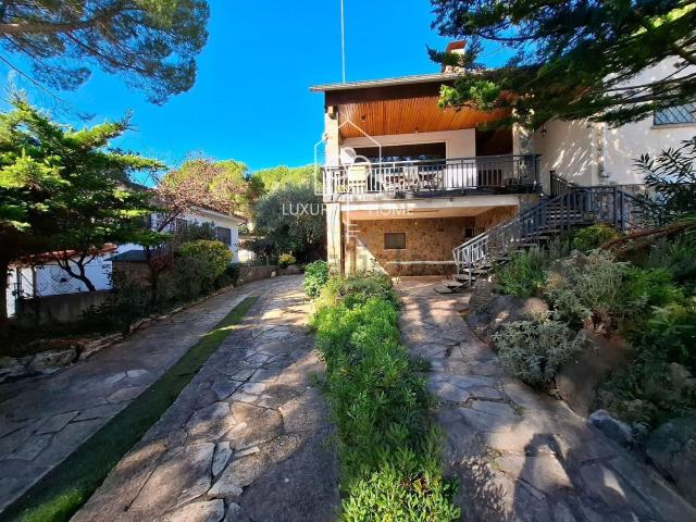 Chalet, Begues