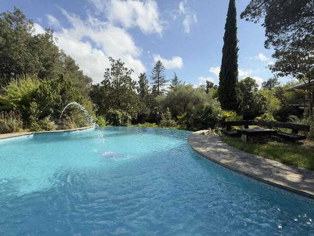 Chalet, Begues