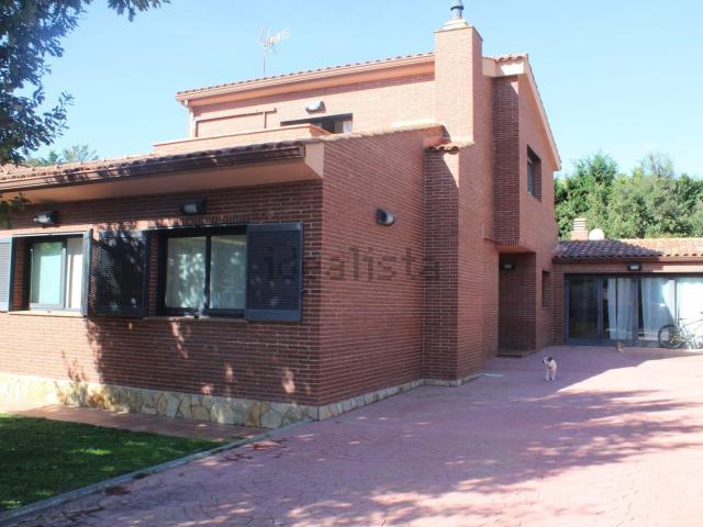 Chalet, Begues