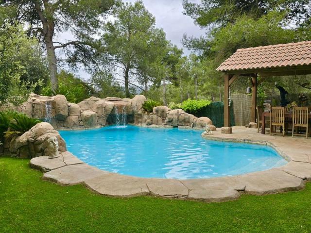 Chalet, Begues