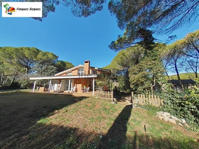 Chalet, Begues