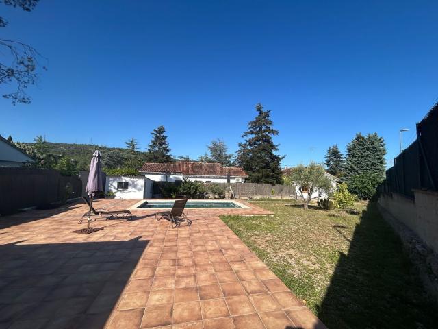 Chalet, Begues