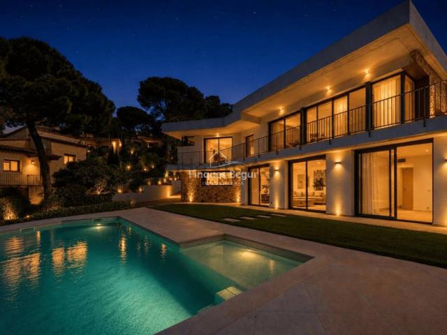 Chalet, Begur