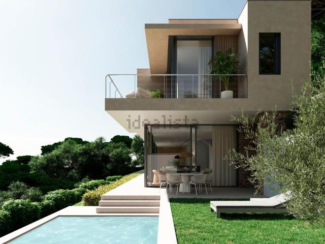 Chalet, Begur