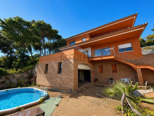 Chalet, Begur