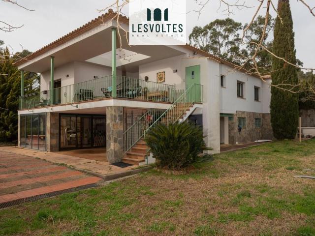 Chalet, Begur