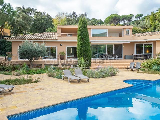 Chalet, Begur